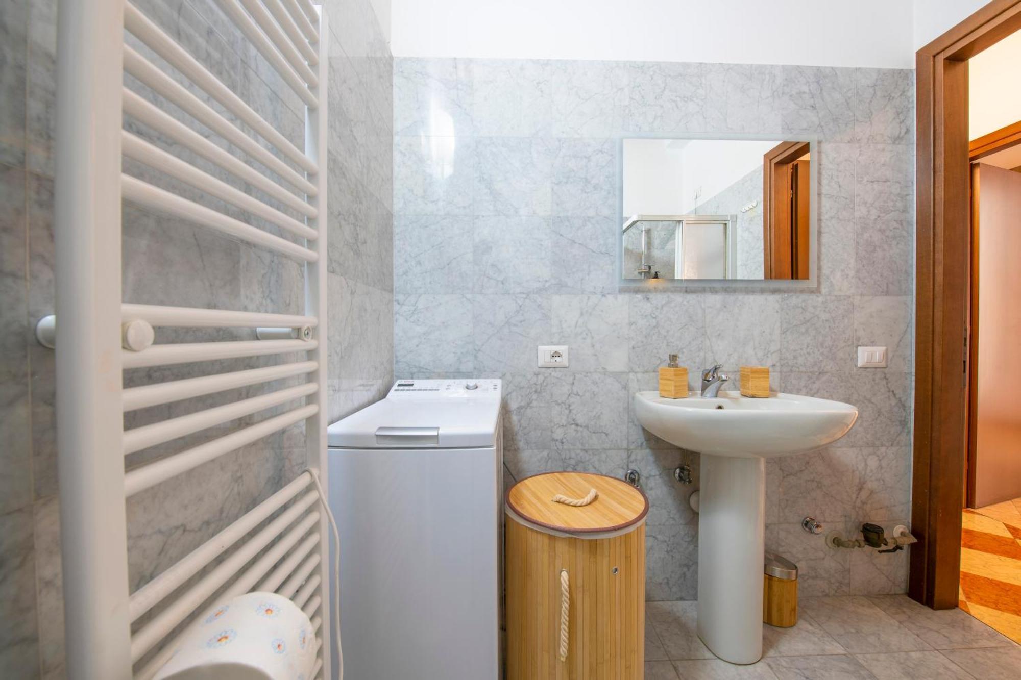 Arena Suite Mazzini Verona Centro Luaran gambar