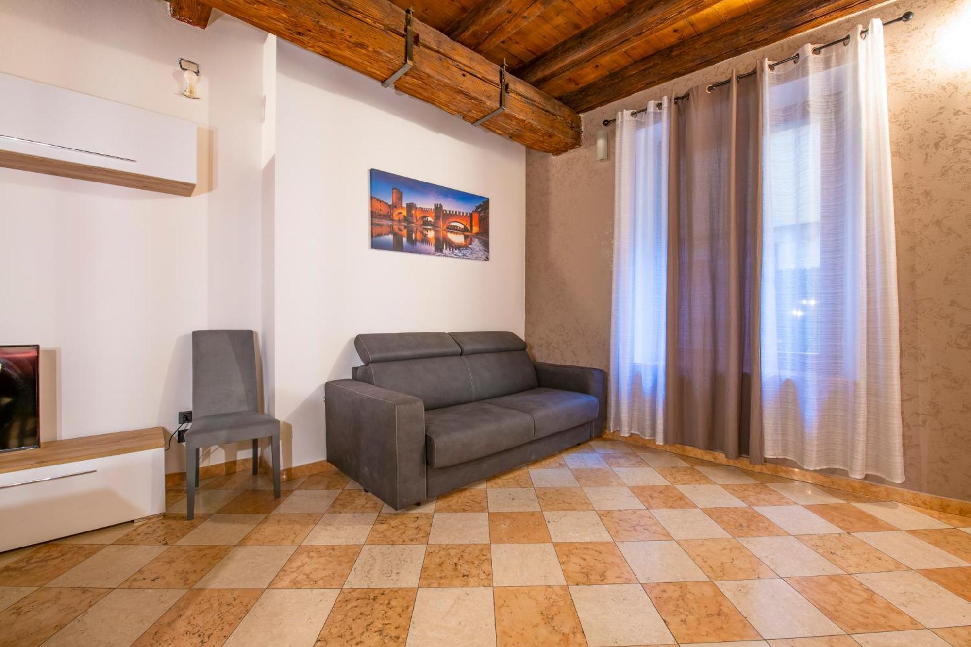 Arena Suite Mazzini Verona Centro Luaran gambar